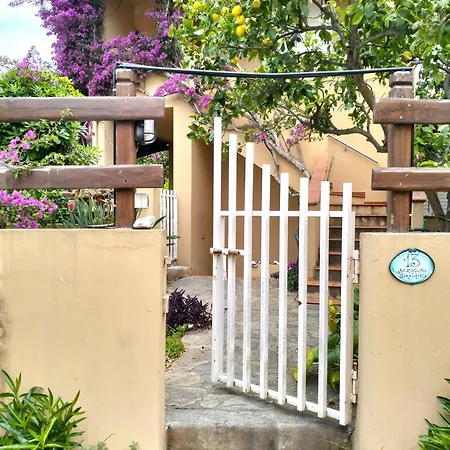Casa Sinclair, Air-con E Giardino Lejlighed