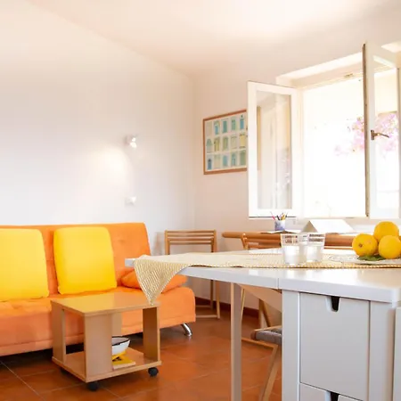 Casa Sinclair, Air-con E Giardino Apartment Cala Gonone